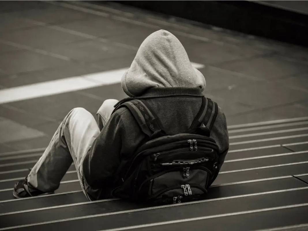 Bu kelimeler kalbimizi karartıyor! Mutlu olmak istiyorsan bunları sakın söyleme! 9